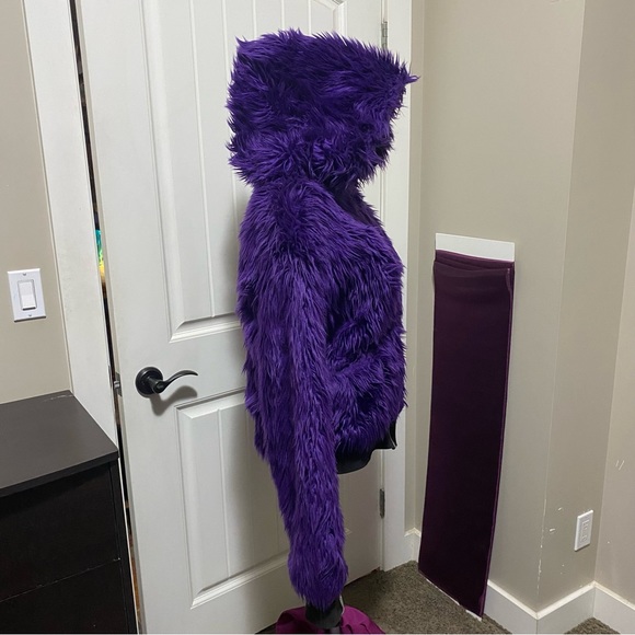 Purple fuzzy coat - Picture 4 of 8